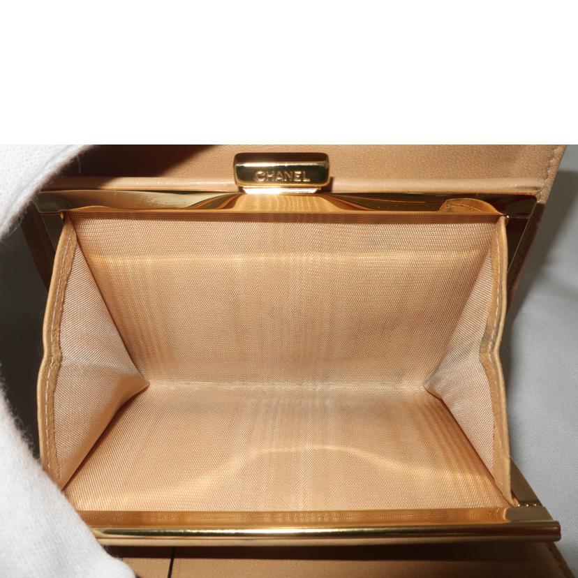 CHANEL/二つ折り財布 ベージュ系//8654070/ABランク/65