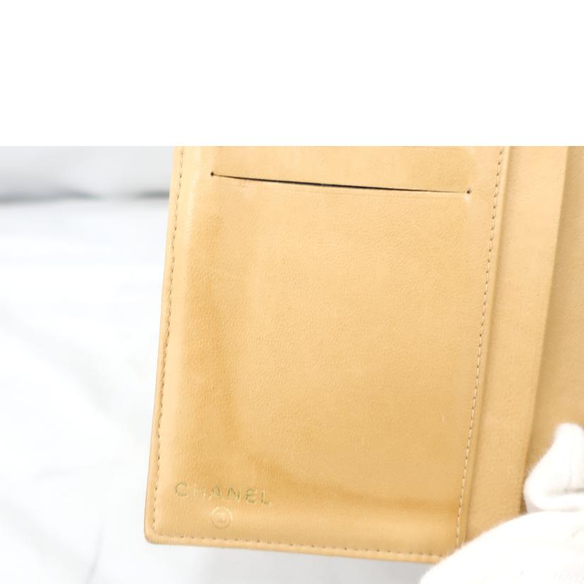CHANEL/二つ折り財布 ベージュ系//8654070/ABランク/65