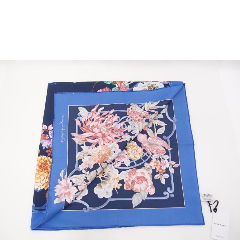 Ferragamo フェラガモ 大判 レディース/シルクスカーフ90×90/フラワー/ブルー//Sランク/69