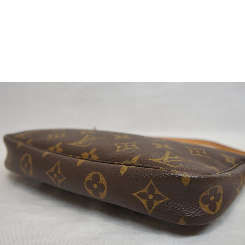 LOUIS VUITTON ルイヴィトン ルイ・ヴィトン ビトン ショルダーバッグ ハンドバッグ トートバッグ ポーチ ブラウン メンズ レディース 定番 人気 LV 斜め掛け 肩がけ/ポシェット・アクセソワール/モノグラム/M51980//AR0***/ABランク/92