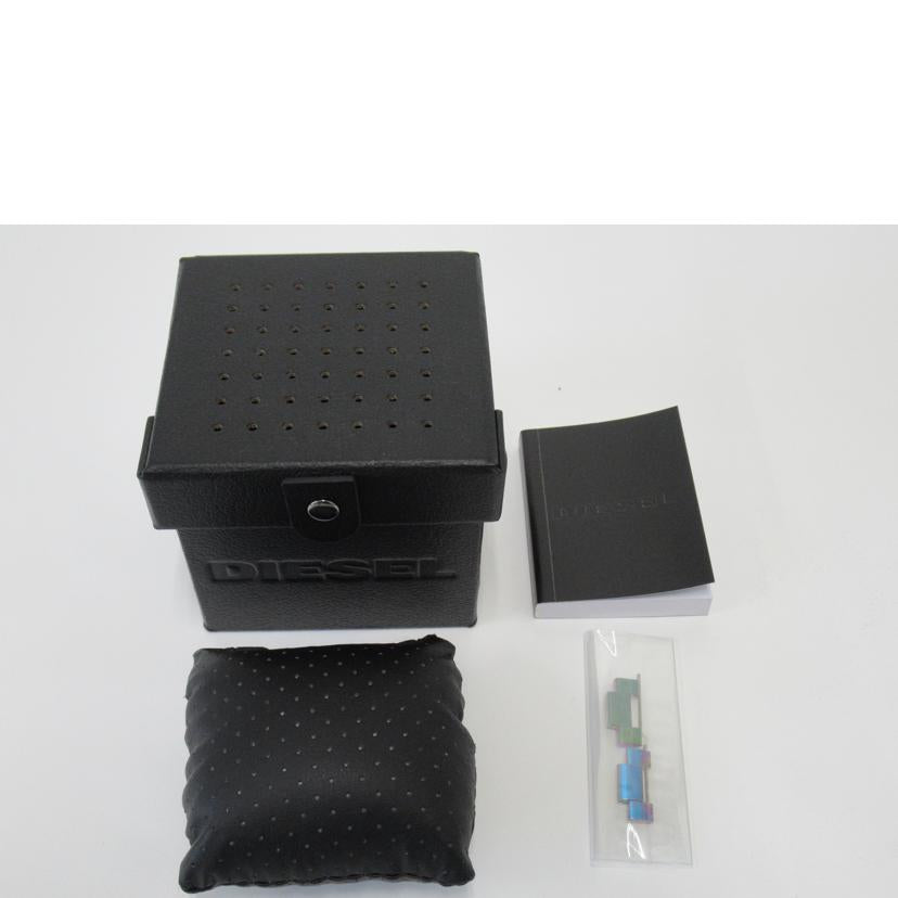 DIESEL/メンズウォッチ/クロノ/クォーツ/DZ-4542//ABランク/63