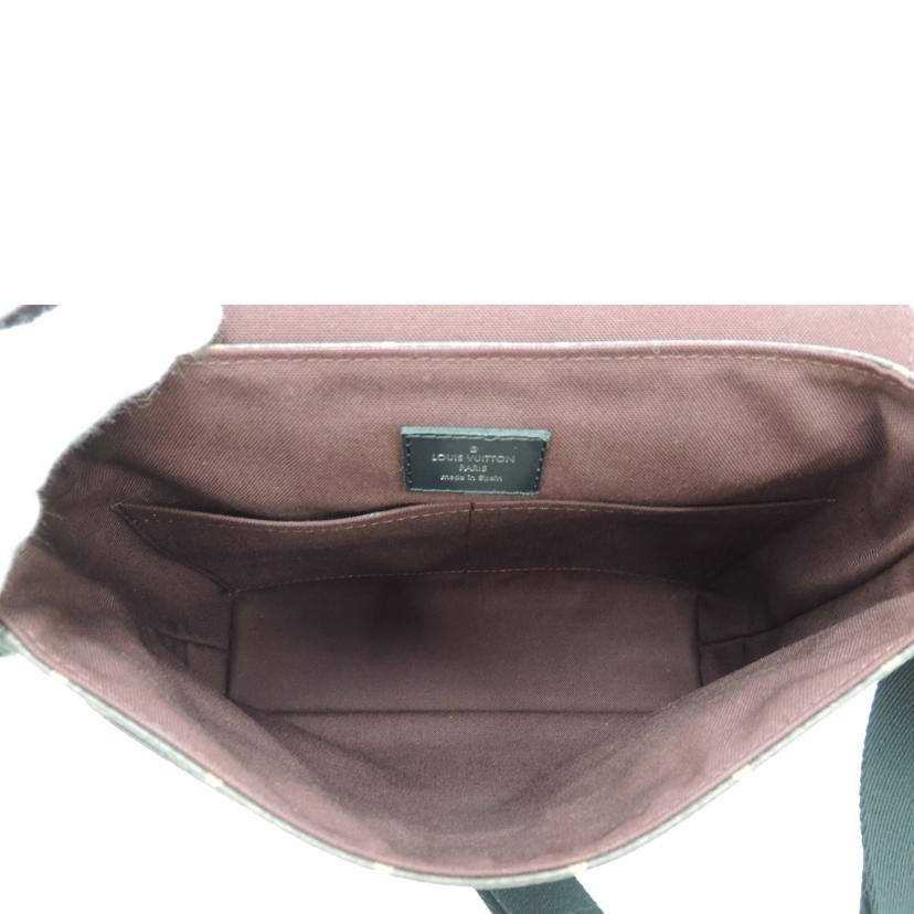 LOUIS VUITTON ルイ・ヴィトン ショルダー メッセンジャー 斜め掛け ブラウン メンズ/ディストリクトPM/モノグラム・マカサー/M40935//CA4146/SAランク/69