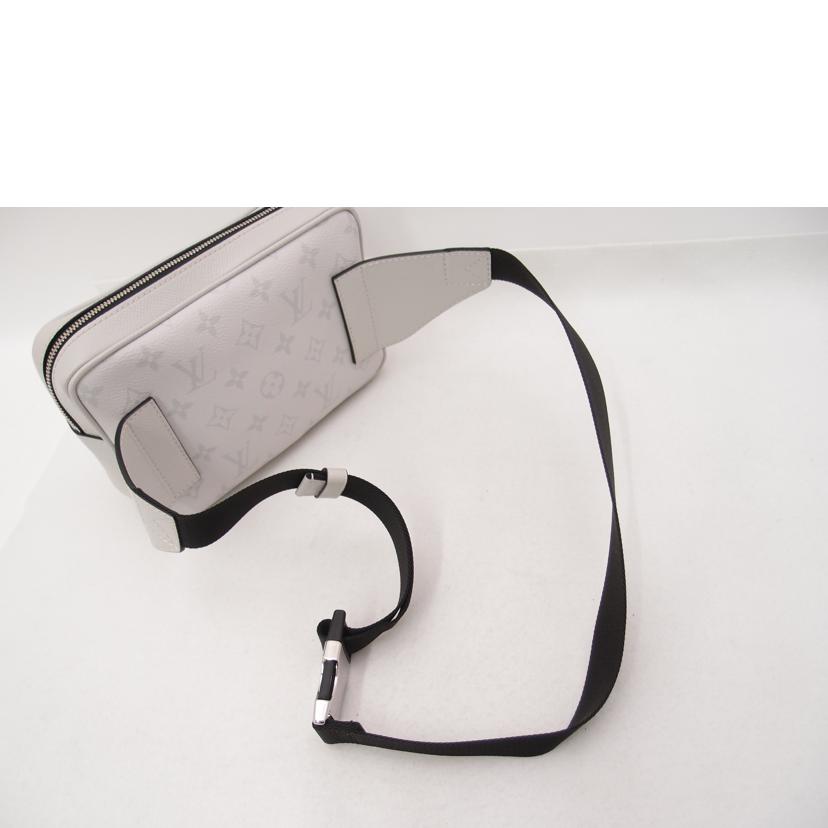 LOUIS VUITTON ルイヴィトン ビトン 白 ボディバック ウエストポーチ メンズ レディース /バムバック・アウトドア/タイガラマ/M30247//FO4***/SAランク/69