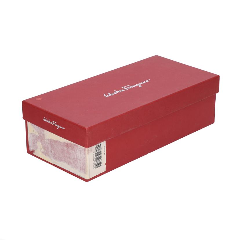 Ferragamo フェラガモ/フェラガモ スムースレザークラシックローファ/#5/ホワイト/SN26530//#5/ABランク/75