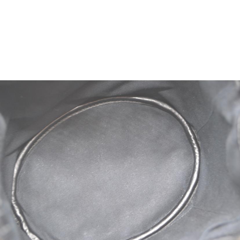 BALENCIAGA バレンシアガ/Bバケットキルティング2wayレザーハンド/600327//100**********/SAランク/89