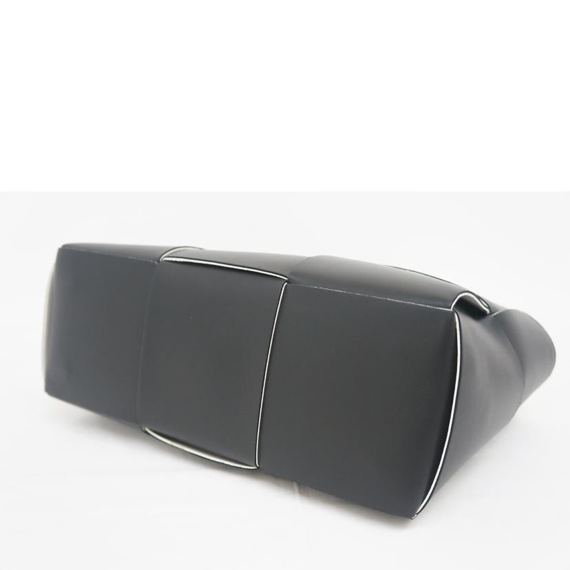 BOTTEGA VENETA ボッテガヴェネタ/スモール ザ・アルコトート/652867VMAY31283//B08654870R/Aランク/09