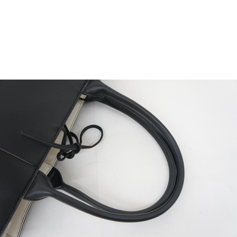 BOTTEGA VENETA ボッテガヴェネタ/スモール ザ・アルコトート/652867VMAY31283//B08654870R/Aランク/09