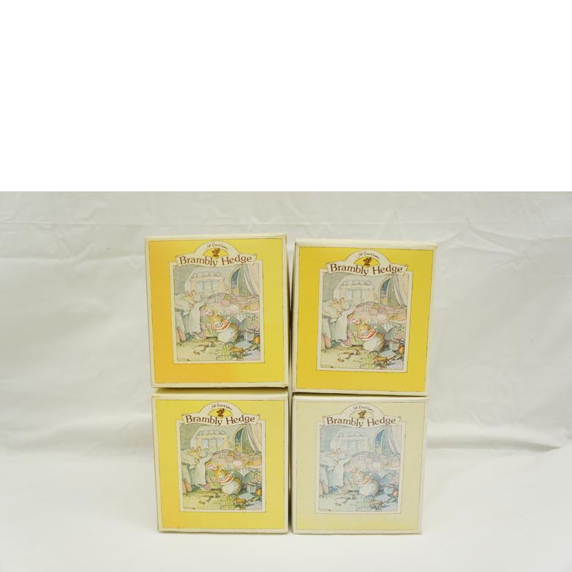 Royal Doulton ロイヤルドルトン/ブランブリーヘッジ カップ&ソーサー四季4客組//Aランク/05