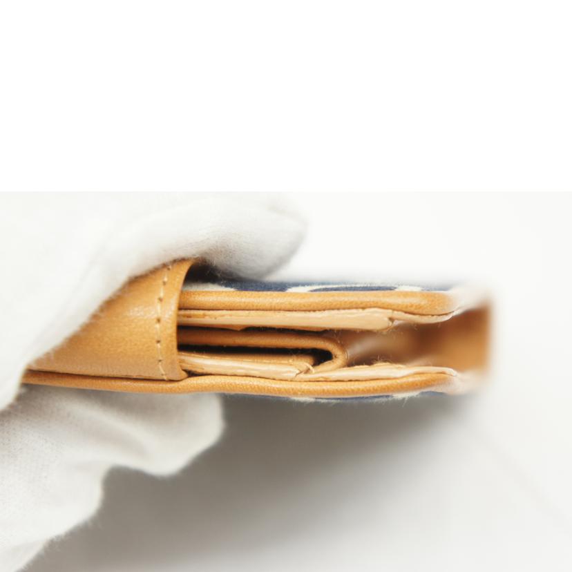 CELINE セリーヌ/Cブラゾン2つ折り財布/L20//Bランク/05