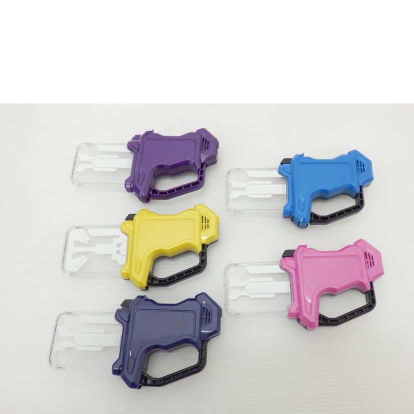 BANDAI バンダイ/DX仮面ライダーエグゼイド メモリアルフィニッシュガシャットセット 「仮面ライダーエグゼイド」 プレミアムバンダイ限定//Aランク/88