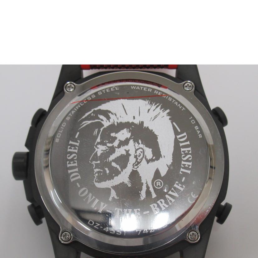DIESEL ディーゼル/メンズウォッチ/メガチーフ/クォーツ/DZ-4551//742101/ABランク/63