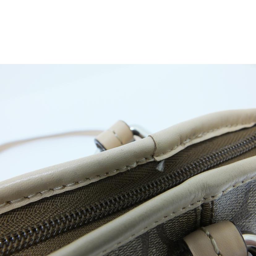 COACH コーチ/2WAYシグネチャーハンドバッグ/F26182//F1395/Bランク/88