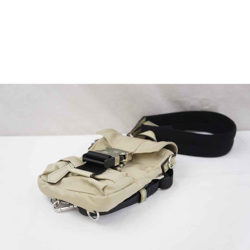 FENDI フェンディ/ナイロンクロスボディ/7VZ068 AGQT 228-7557//SAランク/67