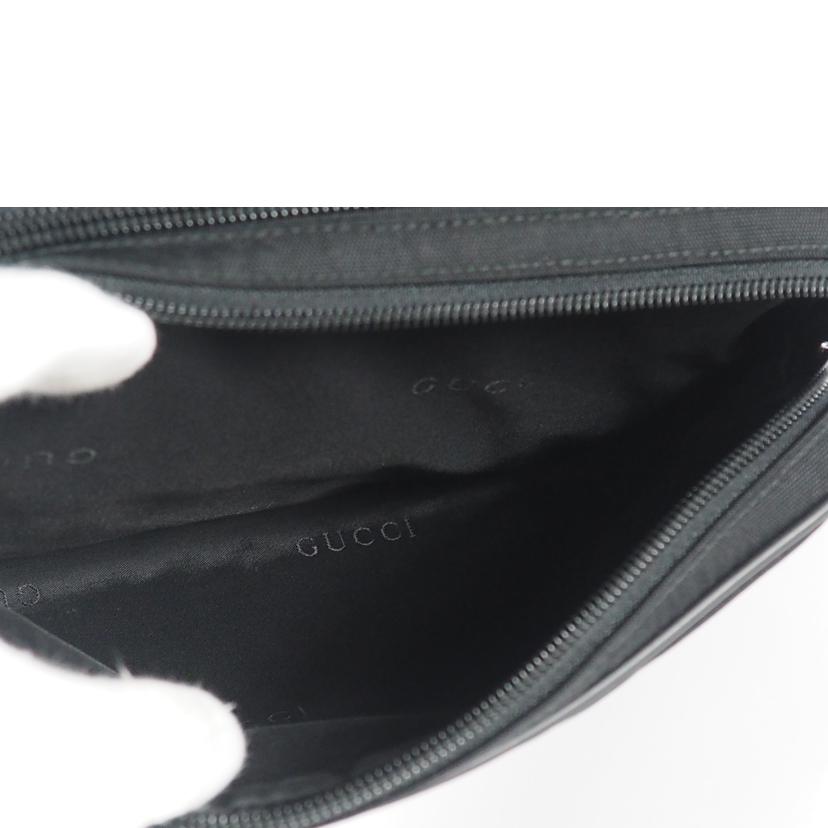 GUCCI グッチ/ナイロンクラッチバッグ/シルバー金具/黒/018 1607//Aランク/79