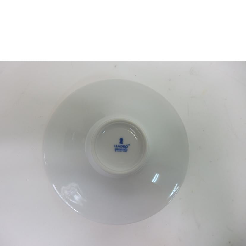 LLADRO リヤドロ/CAT&BUTTERFLY CUP WI SAUCER カップ&ソーサー//ABランク/84