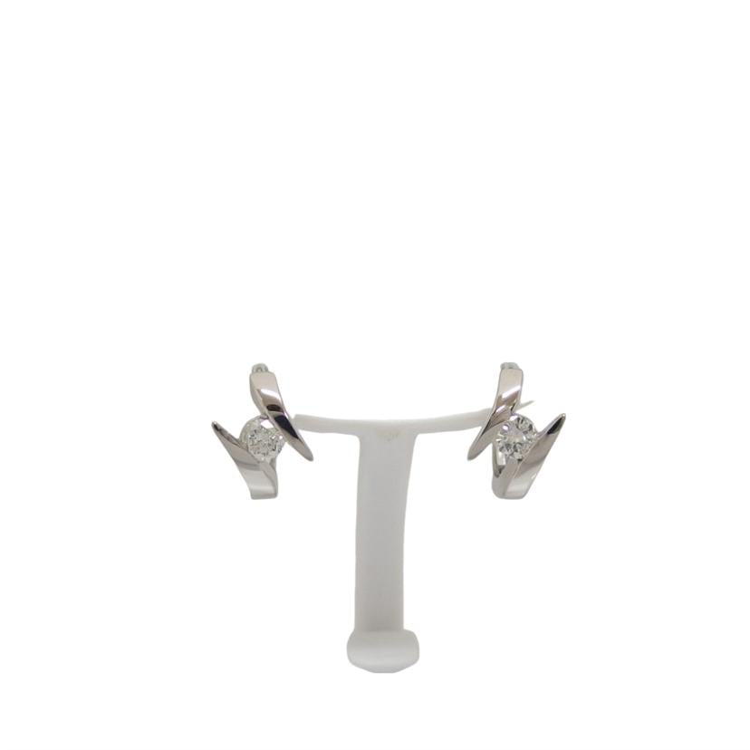 /PT900ダイヤピアス//Aランク/04