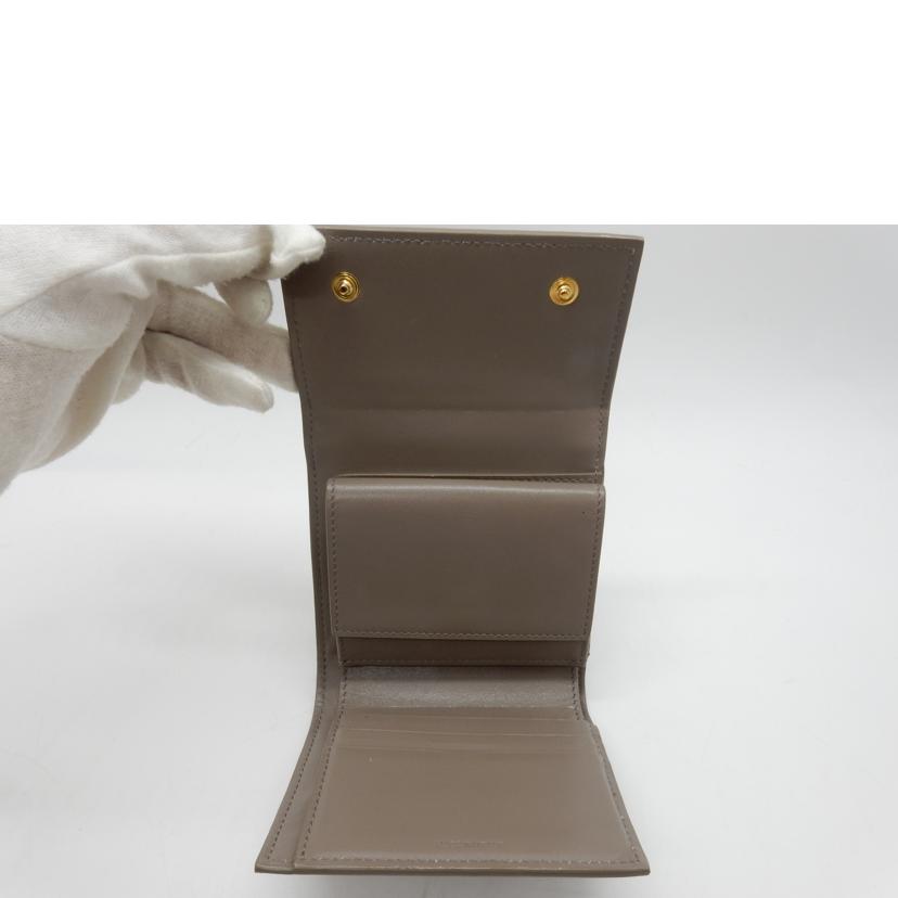 CELINE セリーヌ/スモールトリフォールドウォレット/グレインドレザー/ペブル/10B573BEL.10BL//ABランク/02