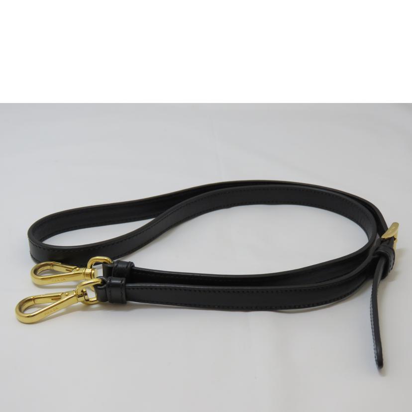 PRADA/サフィアーノソフト2wayレザーハンド/ネロ×フォッコ/1BA113//203/Aランク/90