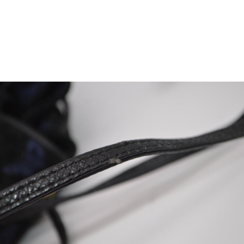 BOTTEGA VENETA ボッテガヴェネタ/イントレミッチオバタフライスェードレザーショルダー//ABランク/89