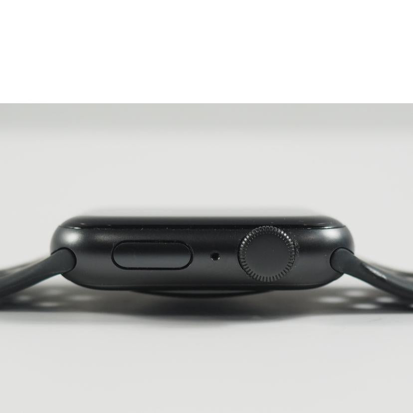 Apple アップル/Apple Watch Nike SE GPS 44mm/MYYK2J/A//H4HFP1KFQ1N2/Bランク/79
