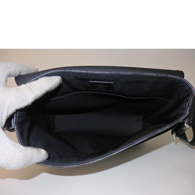 LV ルイヴィトン/ディストリクトPM NV2/ダミエ・グラフィット/N40349 //FRID/SAランク/84