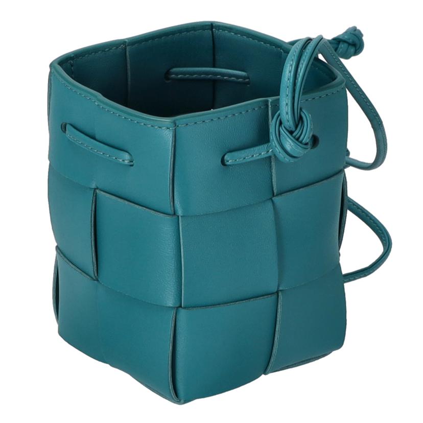 BOTTEGA VENETA ボッテガヴェネタ/カセットミニクロスボディバケットバッグ/680217//Aランク/75