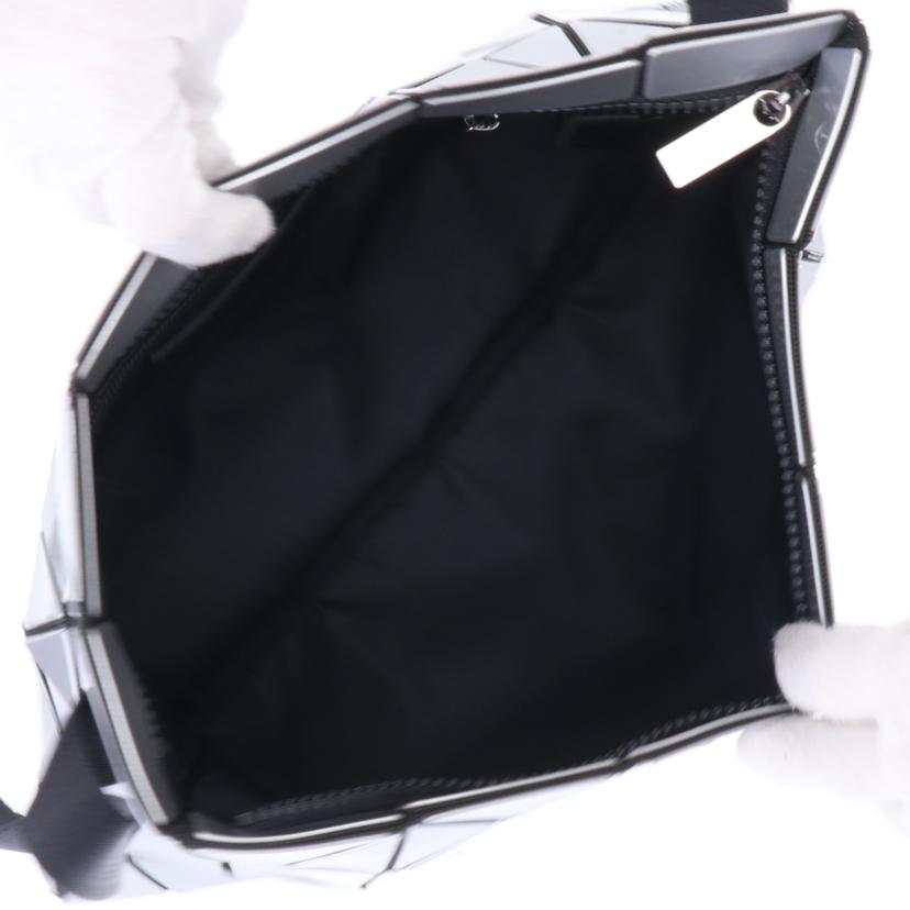 ISSEY MIYAKE イッセイミヤケ/BAOBAOショルダーバッグBB71-AG054//Bランク/82