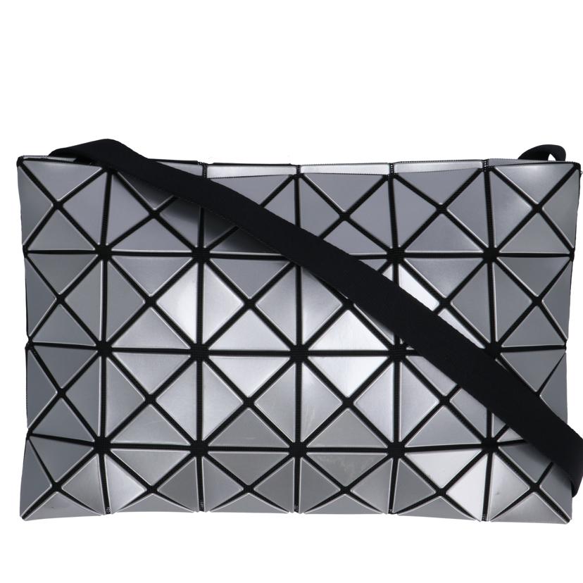 ISSEY MIYAKE イッセイミヤケ/BAOBAOショルダーバッグBB71-AG054//Bランク/82