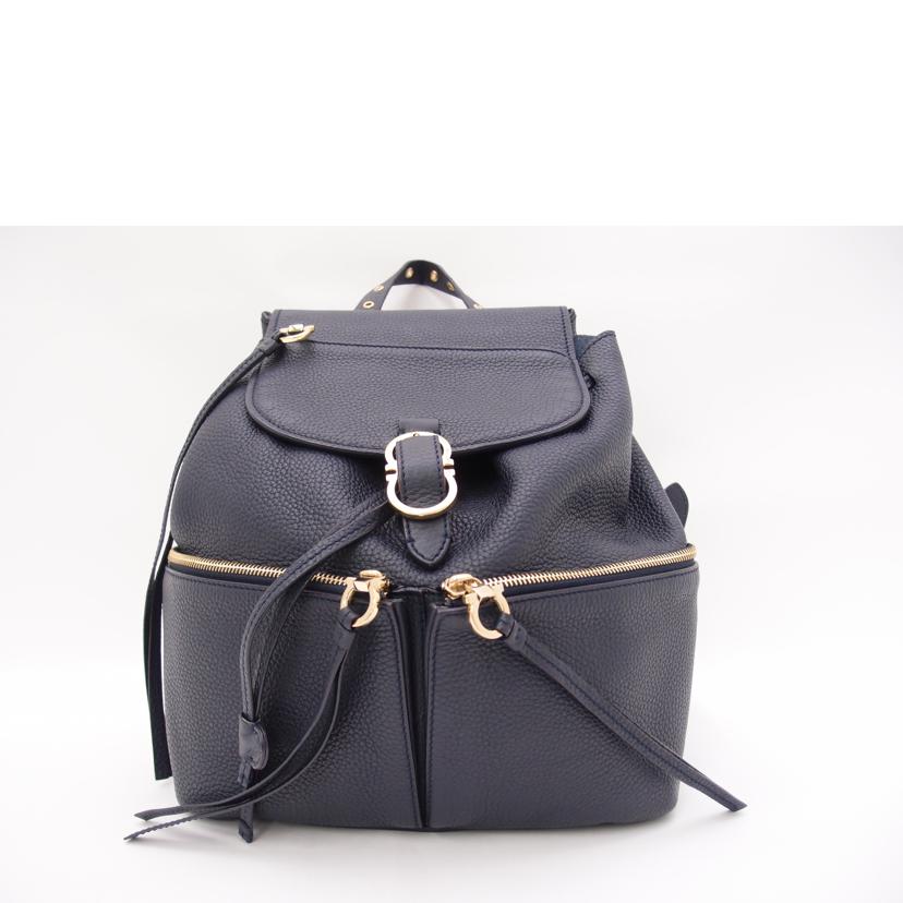 Ferragamo フェラガモ リュック レザー 紺 ガンチーニ レディース/キャロルバックパック/ネイビー/AU-21 G584//Aランク/69