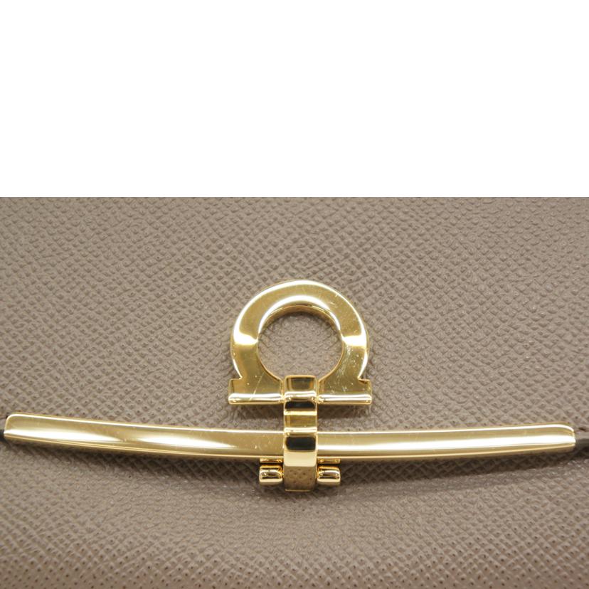 Salvatore Ferragamo サルヴァトーレ・フェラガモ/ガンチーーノクリップグレージュ長財布/22-D150//0714922/Aランク/05