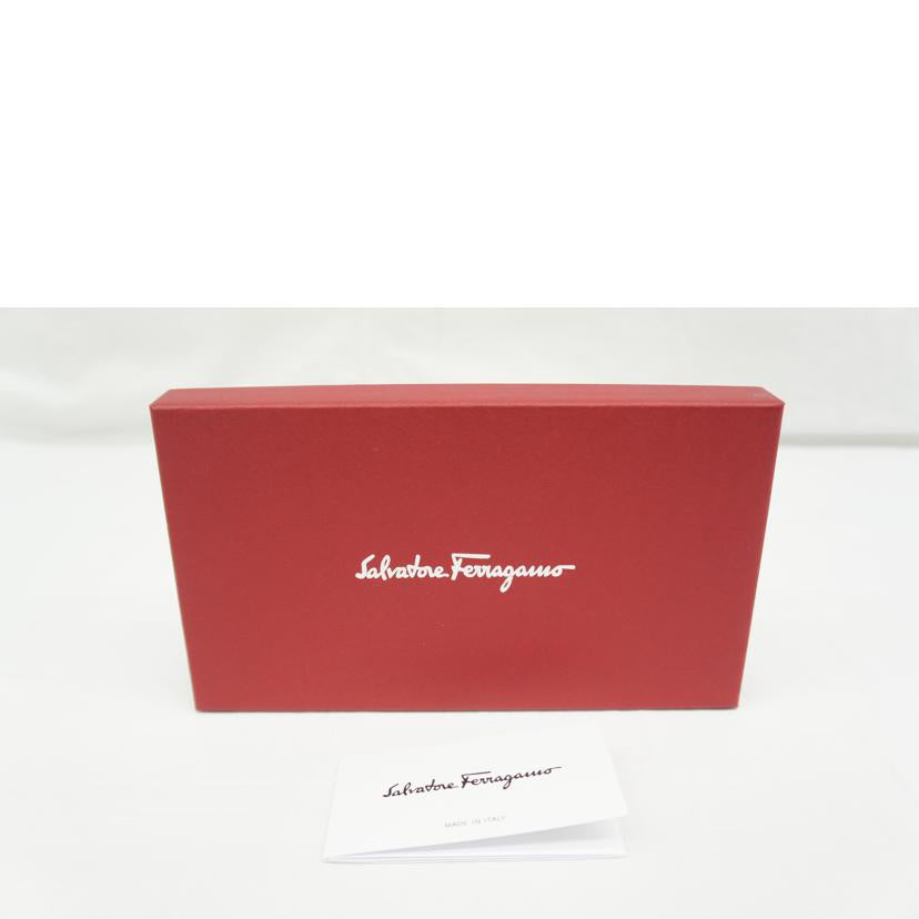 Salvatore Ferragamo サルヴァトーレ・フェラガモ/ガンチーーノクリップグレージュ長財布/22-D150//0714922/Aランク/05