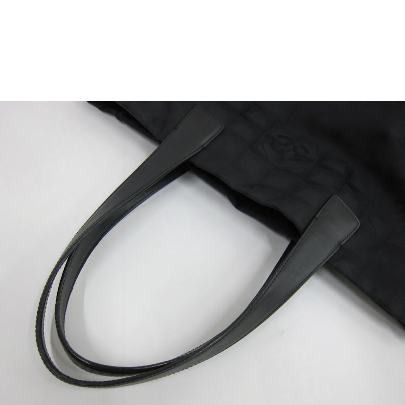 CHANEL シャネル/ニュートラベルライントート//8890993/Bランク/82