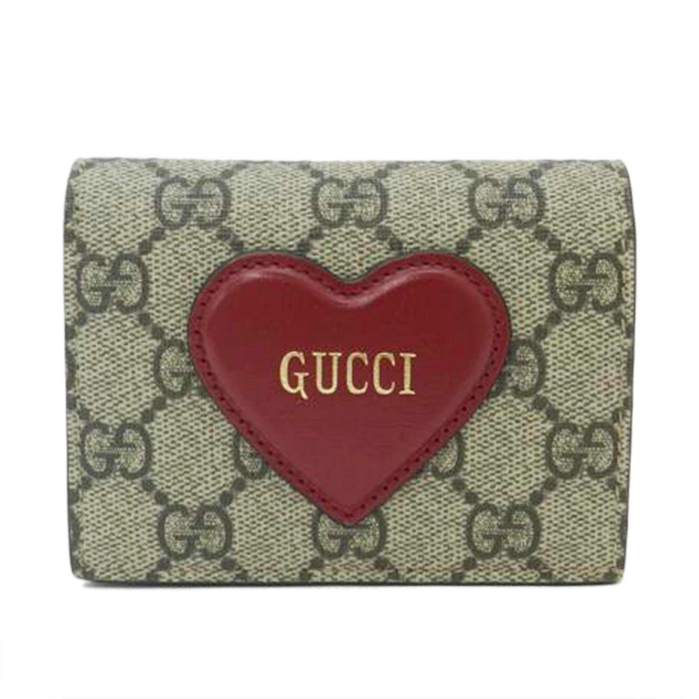 GUCCI グッチ 二つ折り財布 レディース/GGスプリームハートモチーフコンパクト財布/グレー/648848//0416/SAランク/69