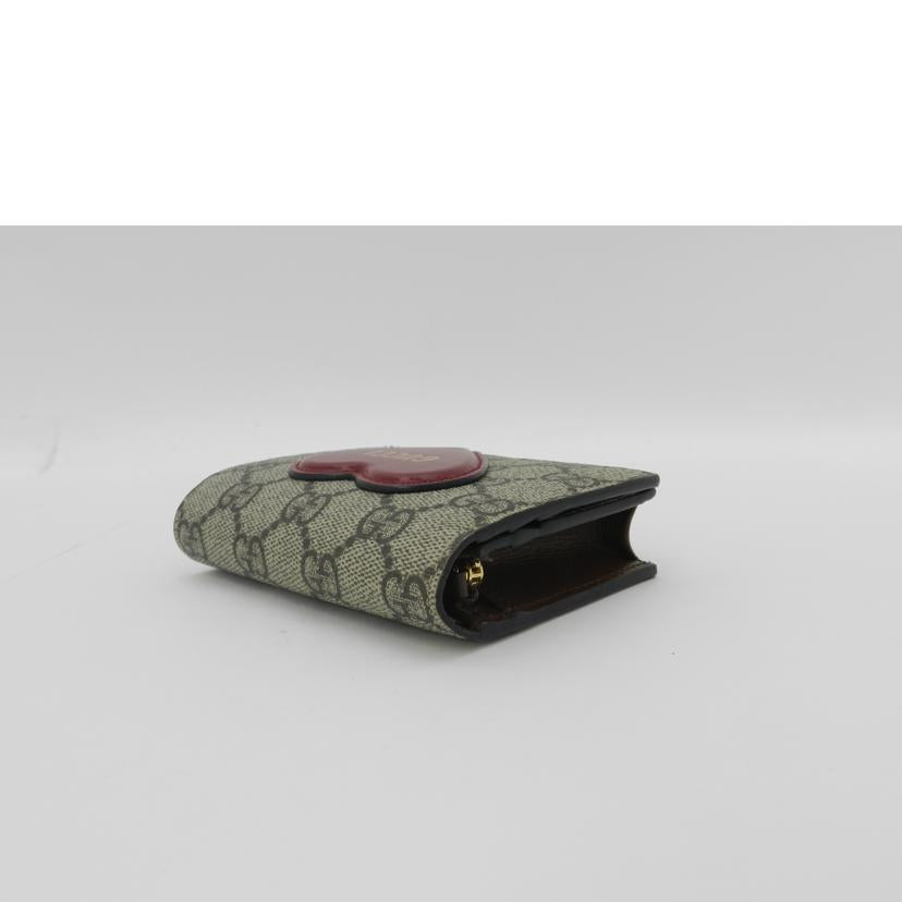 GUCCI グッチ 二つ折り財布 レディース/GGスプリームハートモチーフコンパクト財布/グレー/648848//0416/SAランク/69