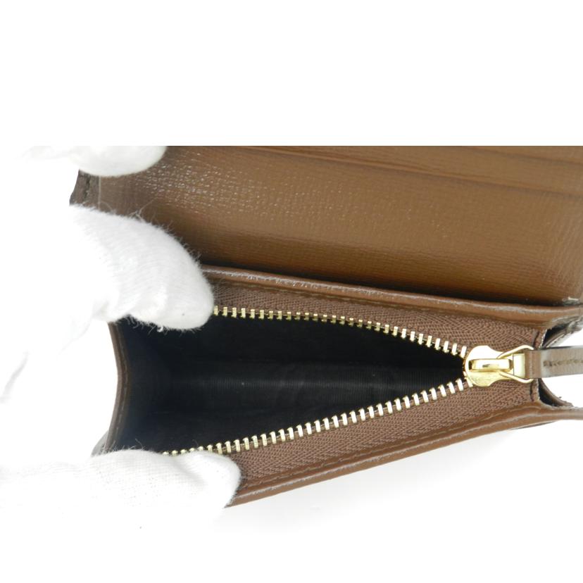 GUCCI グッチ 二つ折り財布 レディース/GGスプリームハートモチーフコンパクト財布/グレー/648848//0416/SAランク/69