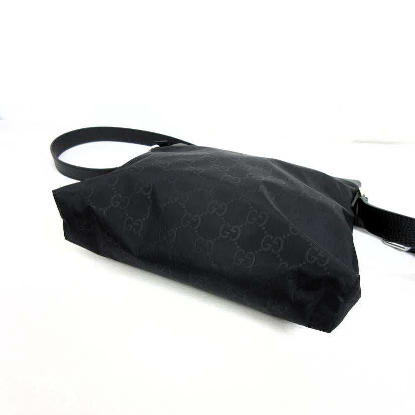 GUCCI グッチ/GGナイロン クロスボディショルダー/510342//001***/Aランク/70