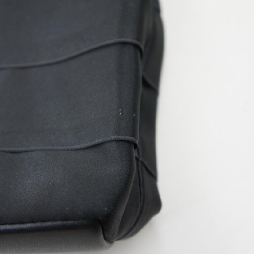 Ferragamo フェラガモ/ナイロン ミニハンドバッグ/AU-21・6155//ABランク/75