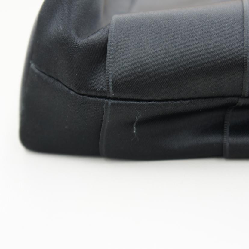 Ferragamo フェラガモ/ナイロン ミニハンドバッグ/AU-21・6155//ABランク/75