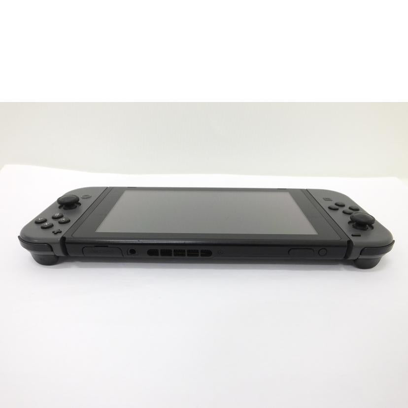 NINTENDO 任天堂/ニンテンドースイッチ旧型本体グレー/HAC-001//XAJ40038599664/Bランク/88