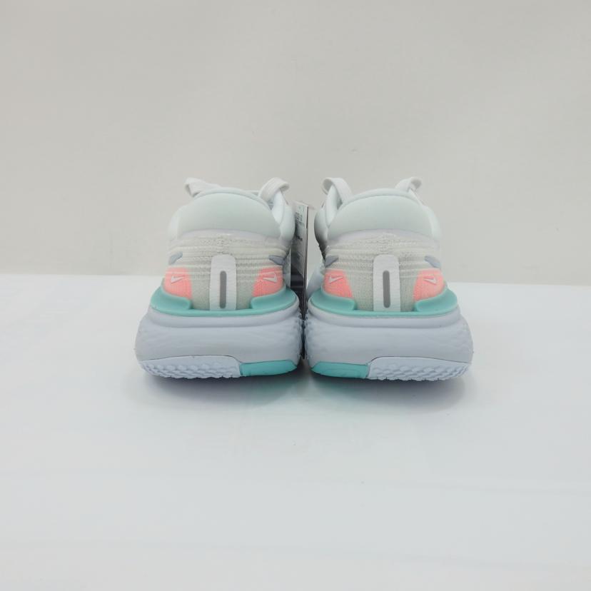NIKE ナイキ/WMNS ZOOMX INVICIBLE RUN FK//SAランク/77