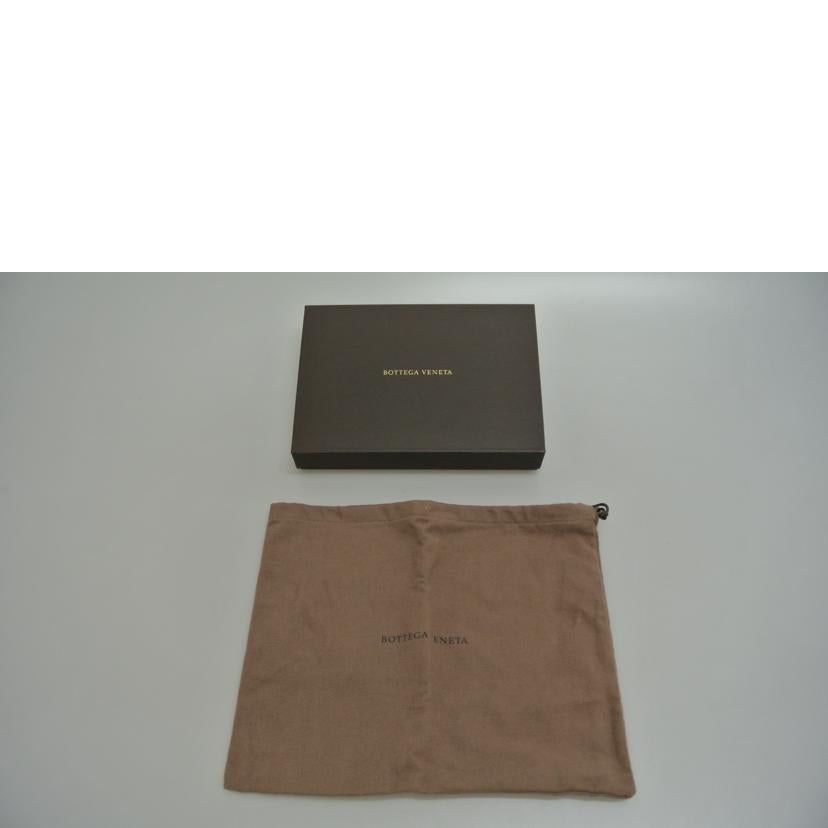 BOTTEGA VENETA ボッテガヴェネタ/イントレチャート チェーンバッグ 紺//BO7234954N/Bランク/87