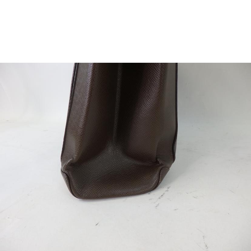 LV ルイヴィトン/カスベックPM/タイガ/グリズリ/M31028//TH1***/Bランク/84