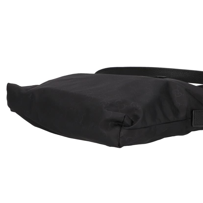 GUCCI グッチ/GGナイロンショルダーバッグ/510342//525***/ABランク/94