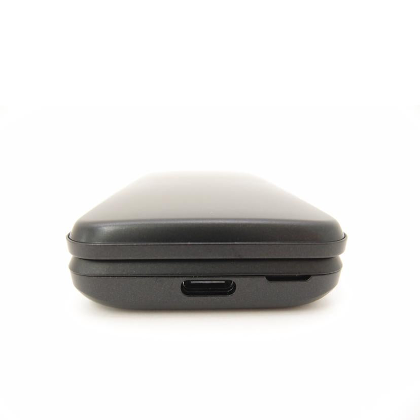 KYOCERA/au 京セラ/エーユー/携帯電話/GRATINA KYF42//350771285505717/SAランク/69