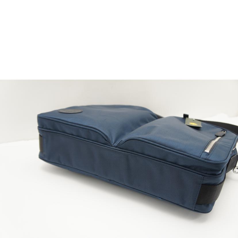 HUNTING WORLD ハンティングワールド/ナイロンブリーフケース/AB2-4226//551904/SAランク/75