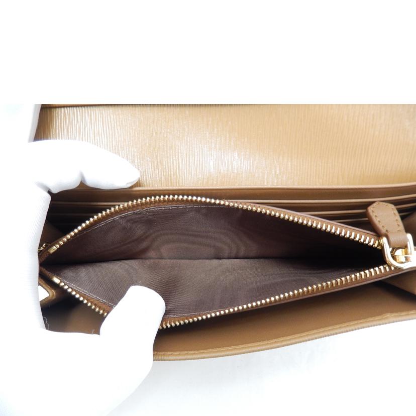 PRADA プラダ/サフィアーノ2つ折り長財布/1MH132//Aランク/85