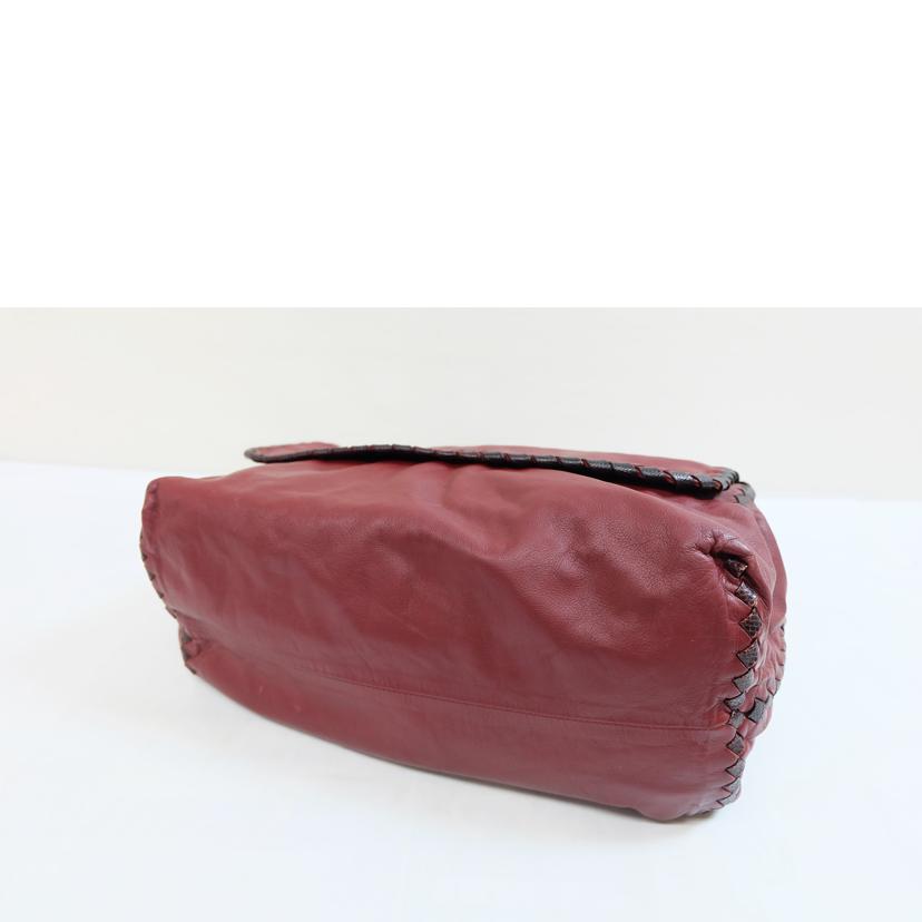 BOTTEGA VENETA ボッテガ・ヴェネタ/レザーカルングバック/274471 VN575 6100//BCランク/71