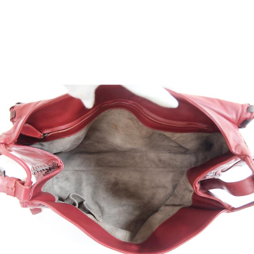 BOTTEGA VENETA ボッテガ・ヴェネタ/レザーカルングバック/274471 VN575 6100//BCランク/71