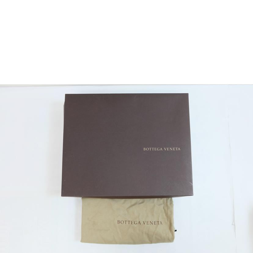 BOTTEGA VENETA ボッテガ・ヴェネタ/レザーカルングバック/274471 VN575 6100//BCランク/71