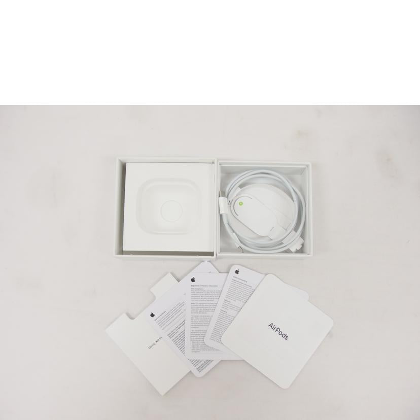 Apple アップル/ AirPods 第3世代 / MME73J/A//HVX75F9QDY/ABランク/04